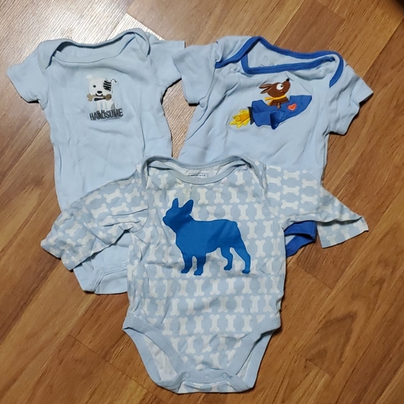 0-3m Dog Themed Bundle - Picture 1 of 2